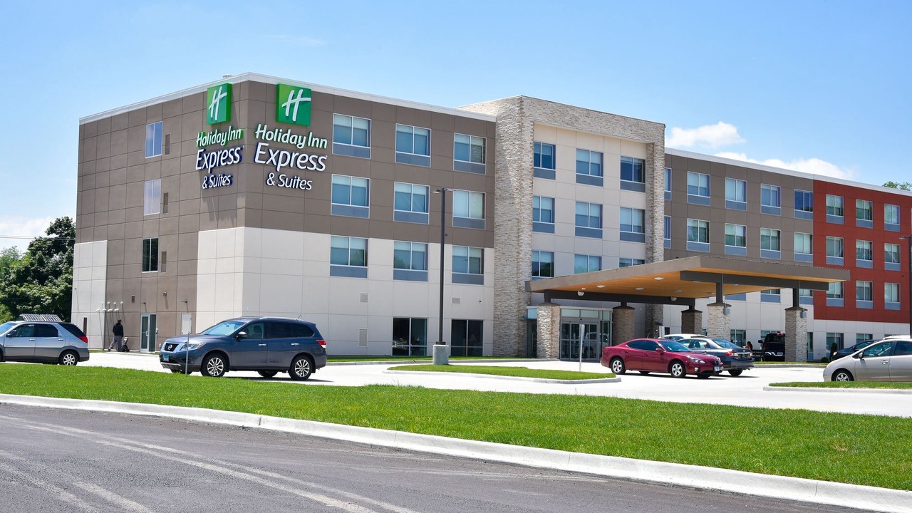 Photo of Buildings in Bensenville