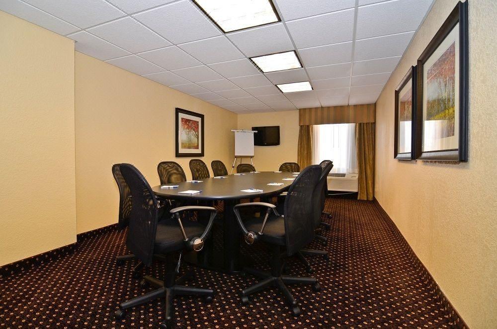 Photo of Livingroom in Alton