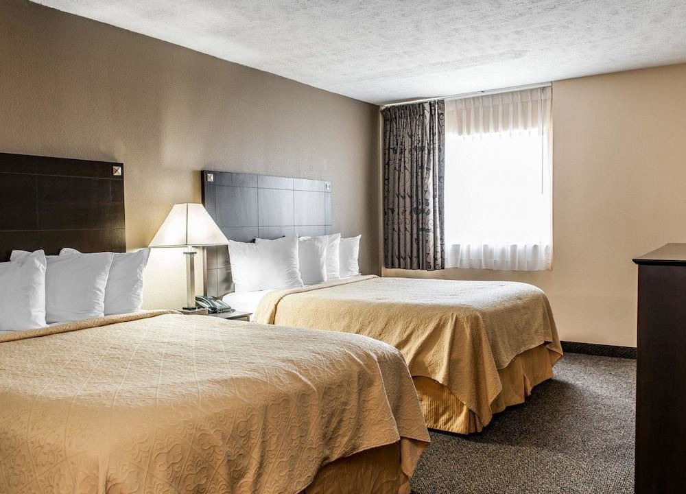 Photo of Bedroom in Mattoon