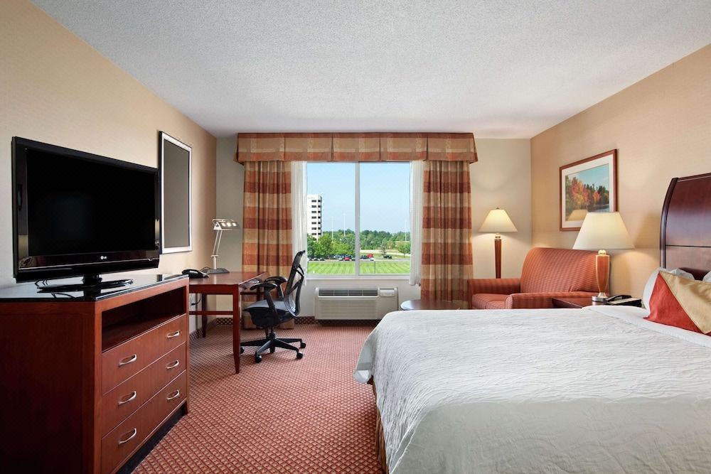Photo of Bedroom in Oakbrook Terrace