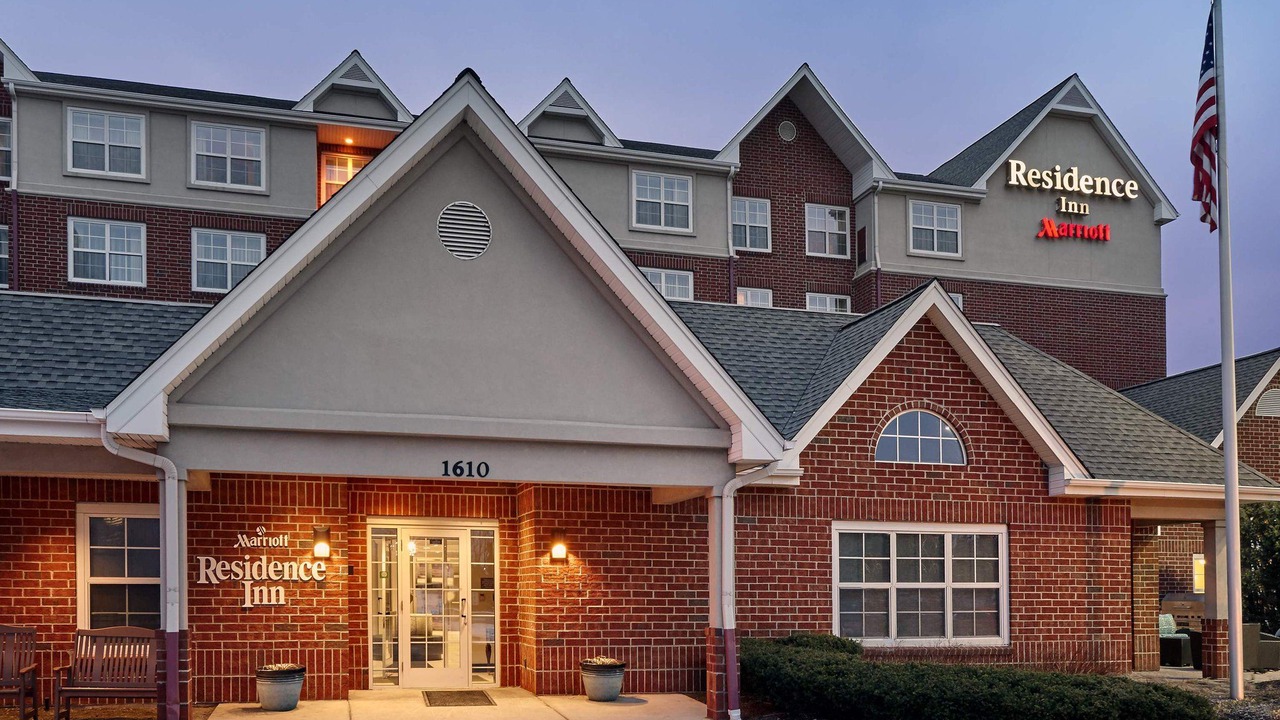 Photo of Buildings in Schaumburg