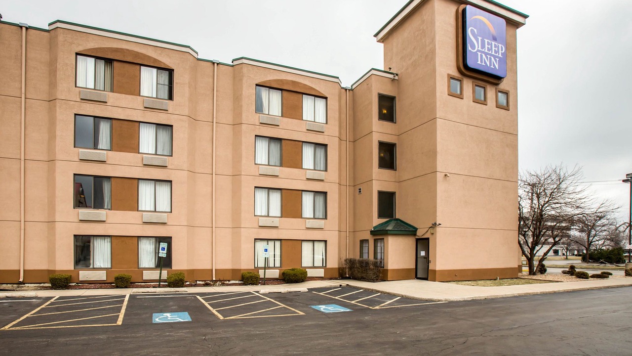 Photo of Buildings in Lansing