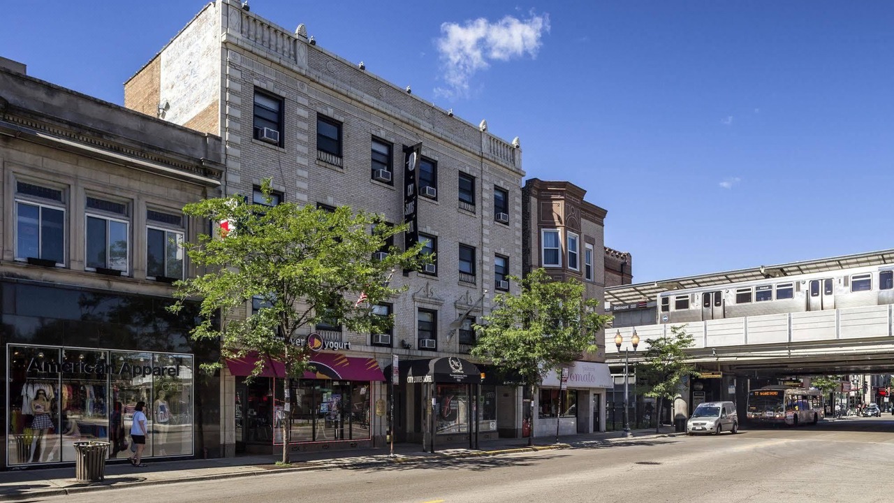 Photo of Buildings in Lakeview