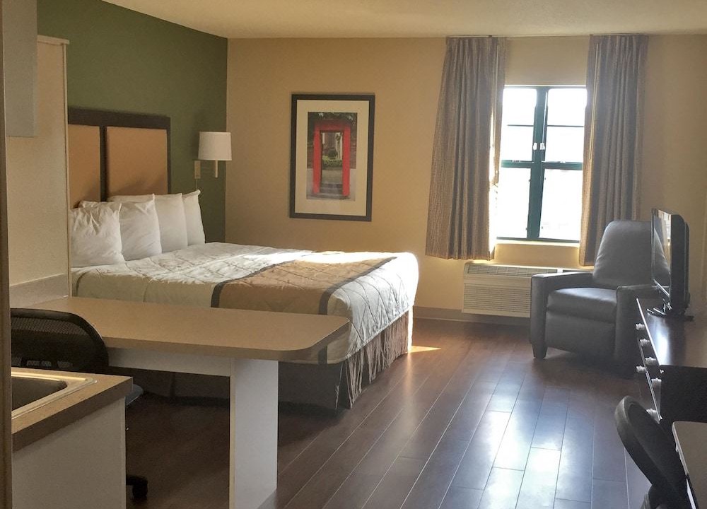 Photo of Bedroom in Itasca
