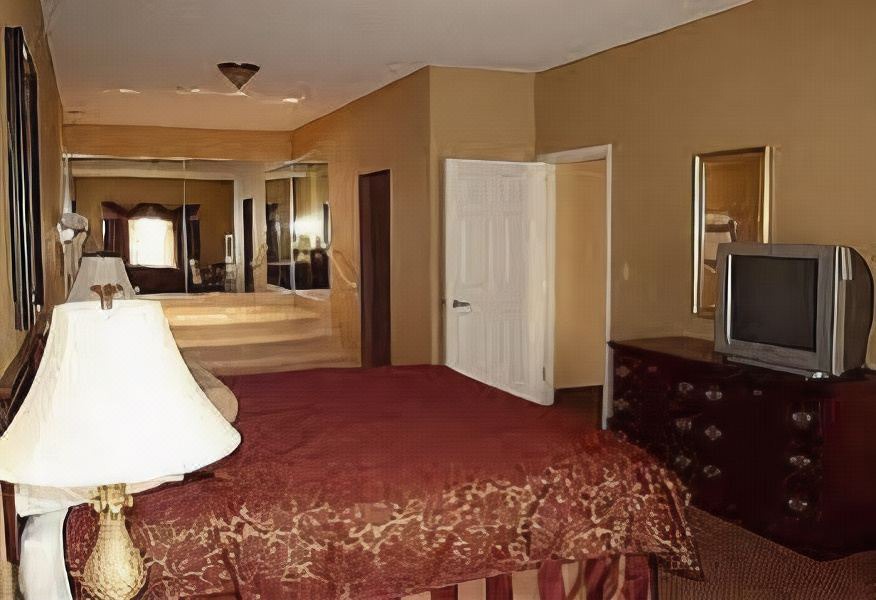 Photo of Bedroom in Quincy