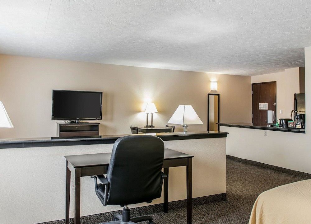 Photo of Livingroom in Mattoon