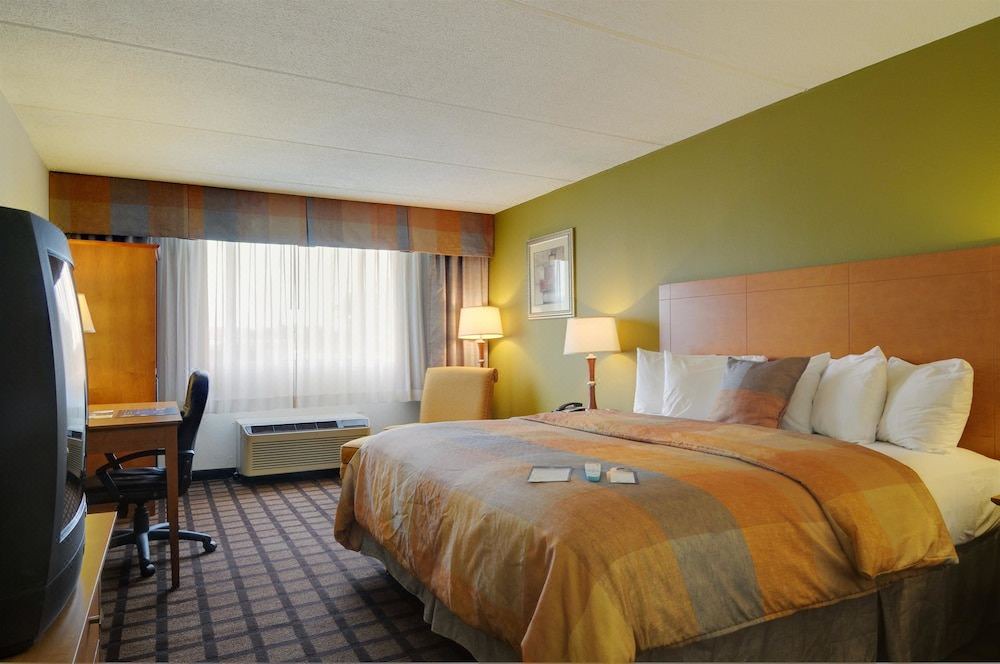 Photo of Bedroom in Hillside