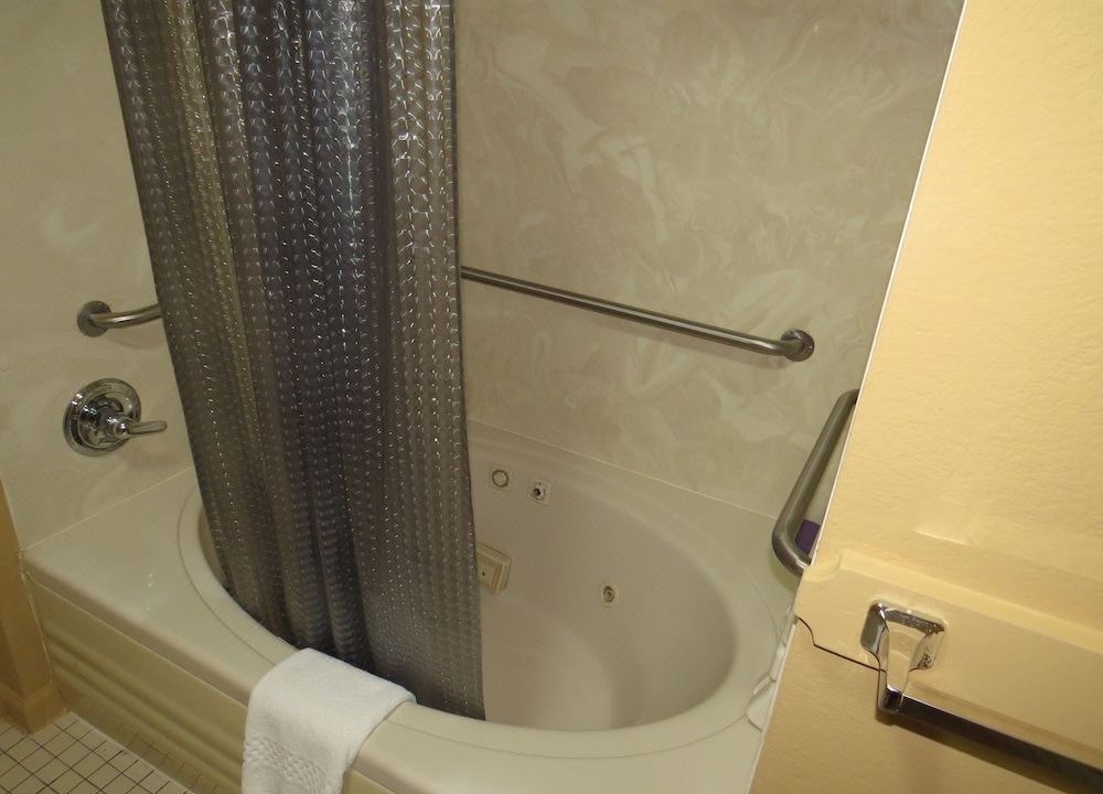 Photo of Bathroom in Caseyville