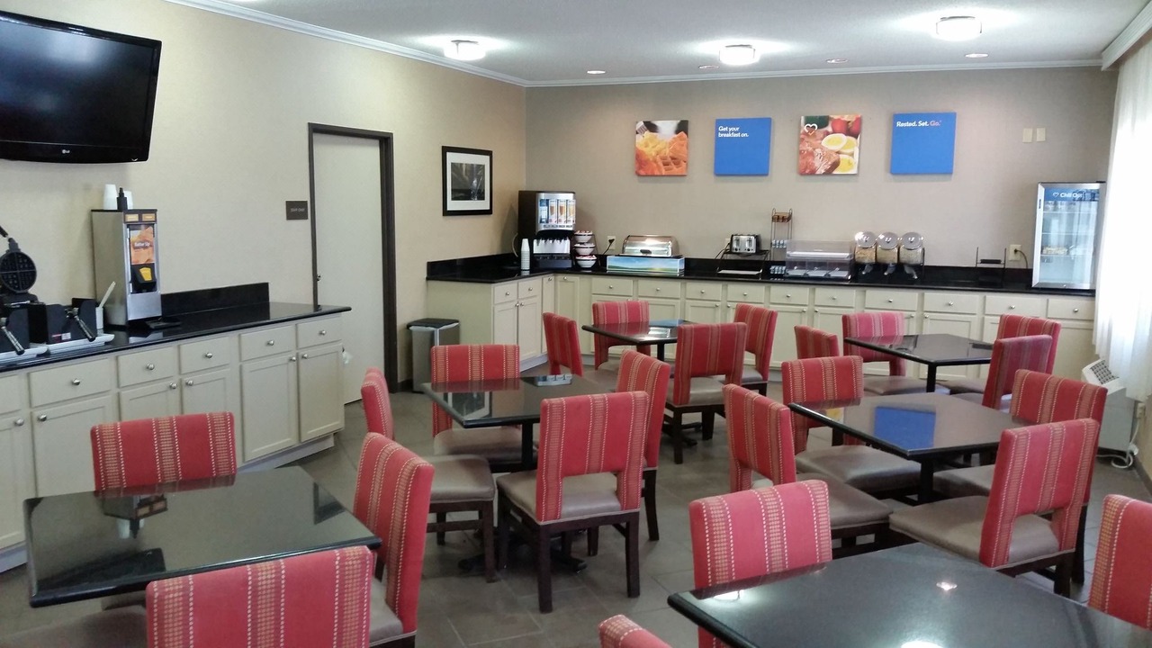 Photo of Livingroom in Quad Cities