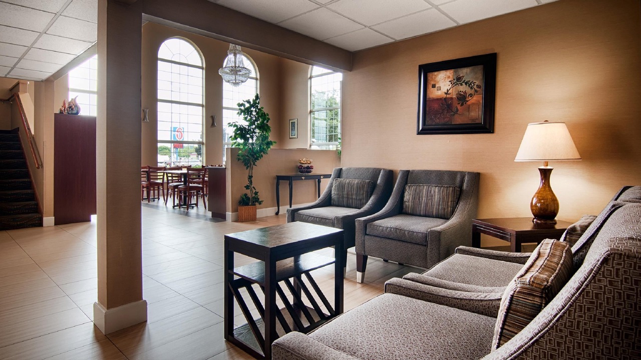 Photo of Livingroom in Quad Cities