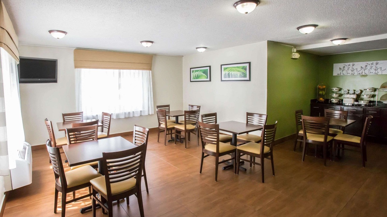 Photo of Livingroom in Rockford