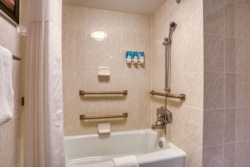 Photo of Bathroom in Fairview Heights