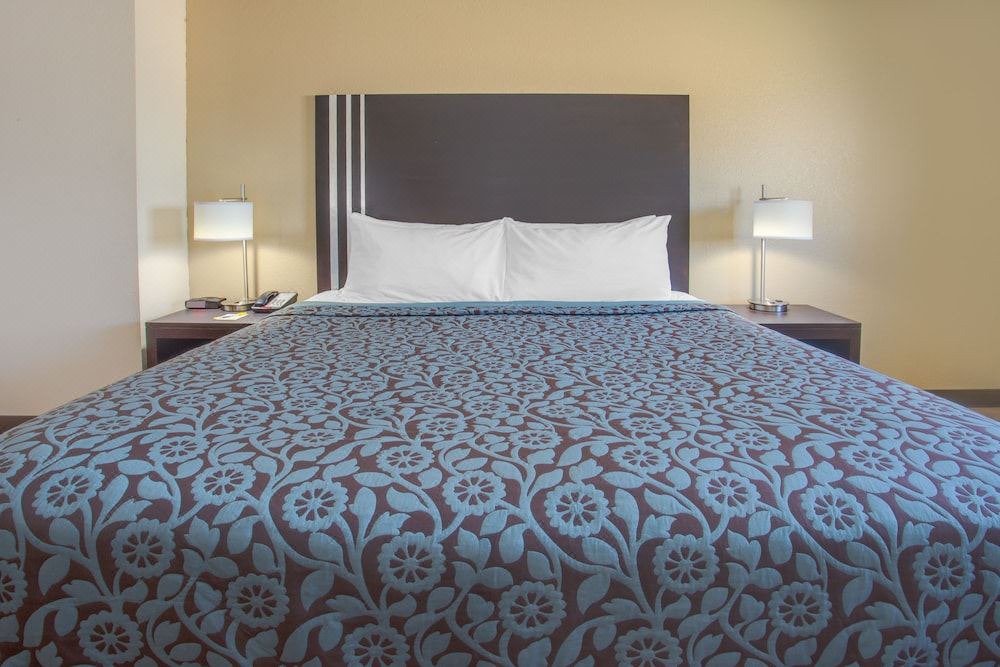 Photo of Bedroom in Le Roy