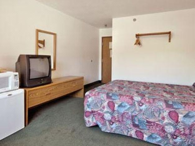Photo of Bedroom in East Peoria
