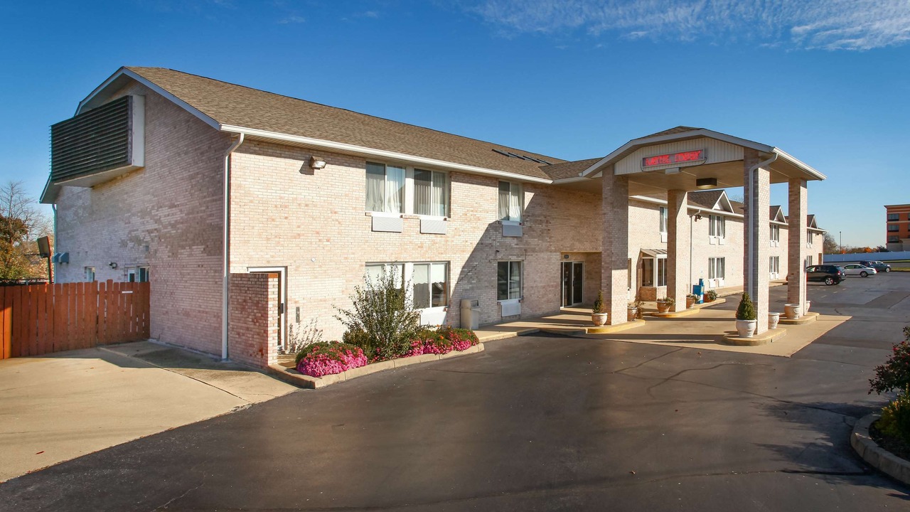 Photo of Buildings in Fairview Heights