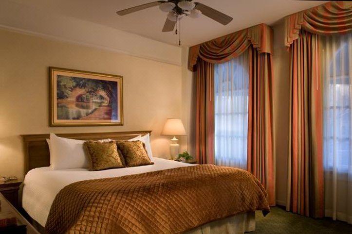 Photo of Bedroom in Lake View East