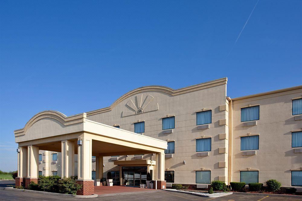 Photo of Buildings in Troy