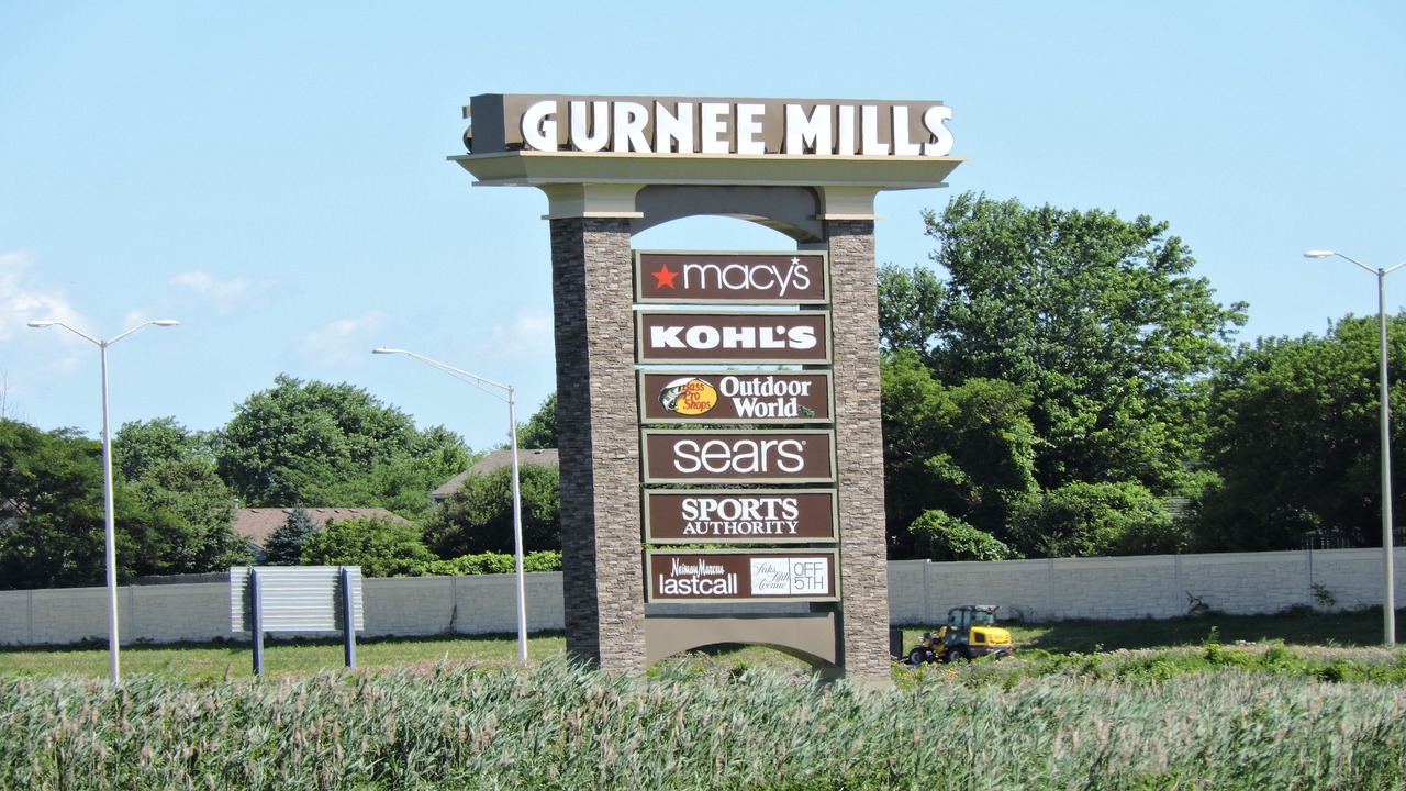 Photo of Buildings in Waukegan