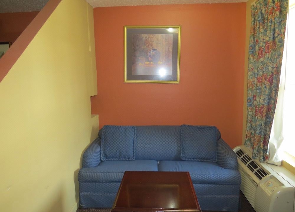 Photo of Livingroom in Caseyville