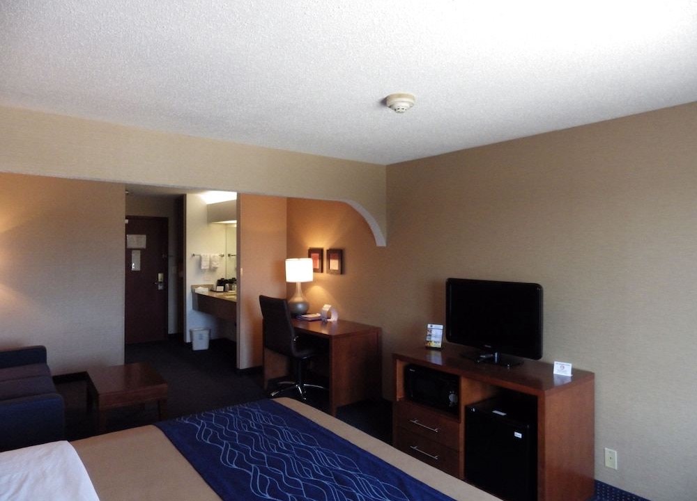 Photo of Livingroom in Village of Lakewood