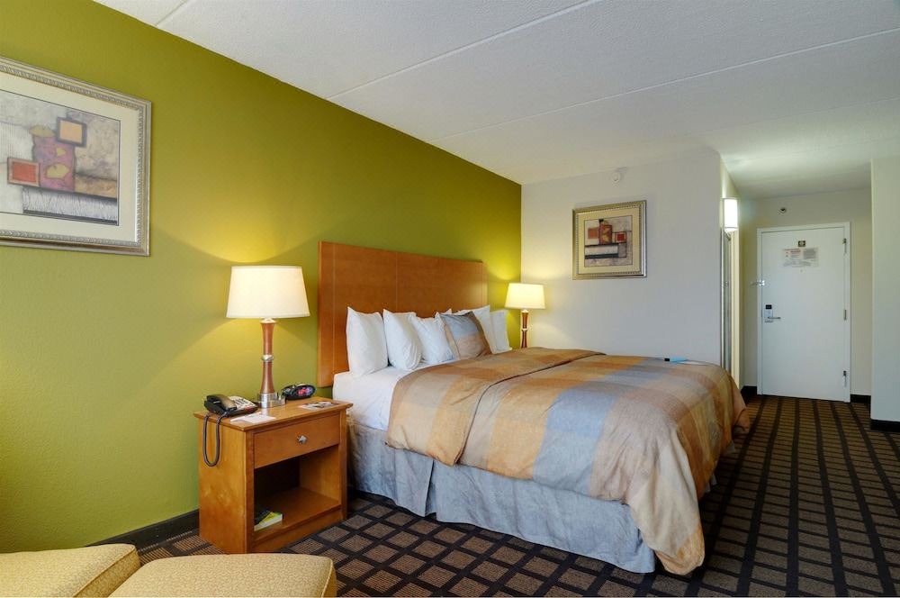Photo of Bedroom in Hillside