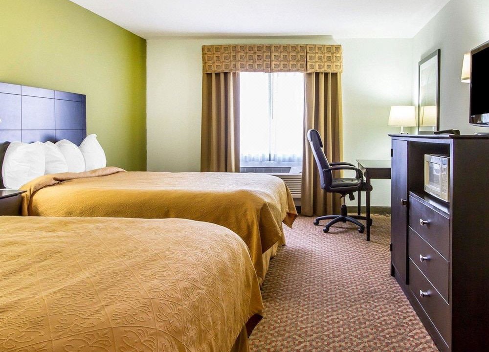 Photo of Bedroom in Pontiac
