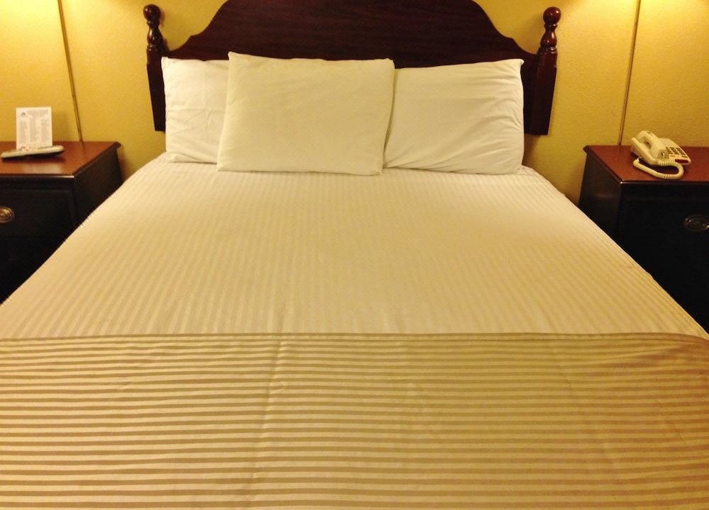 Photo of Bedroom in Macomb