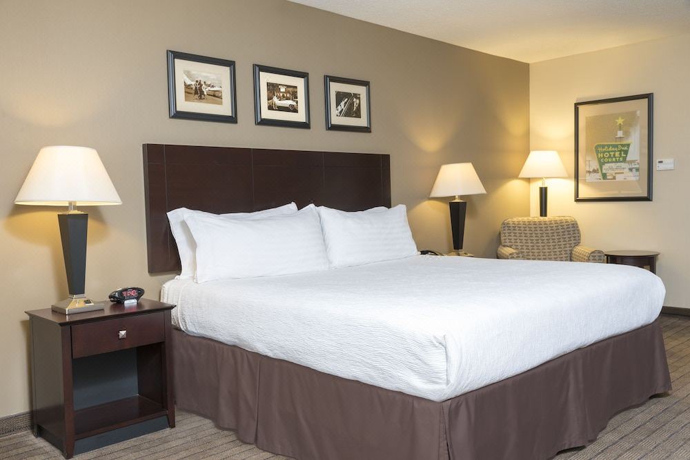 Photo of Bedroom in Aurora