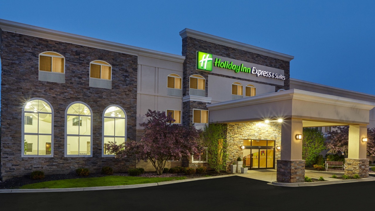 Photo of Buildings in Libertyville