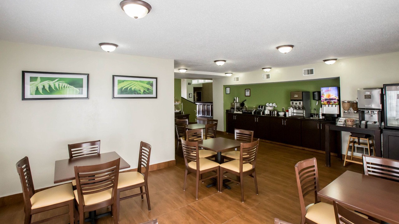 Photo of Livingroom in Rockford