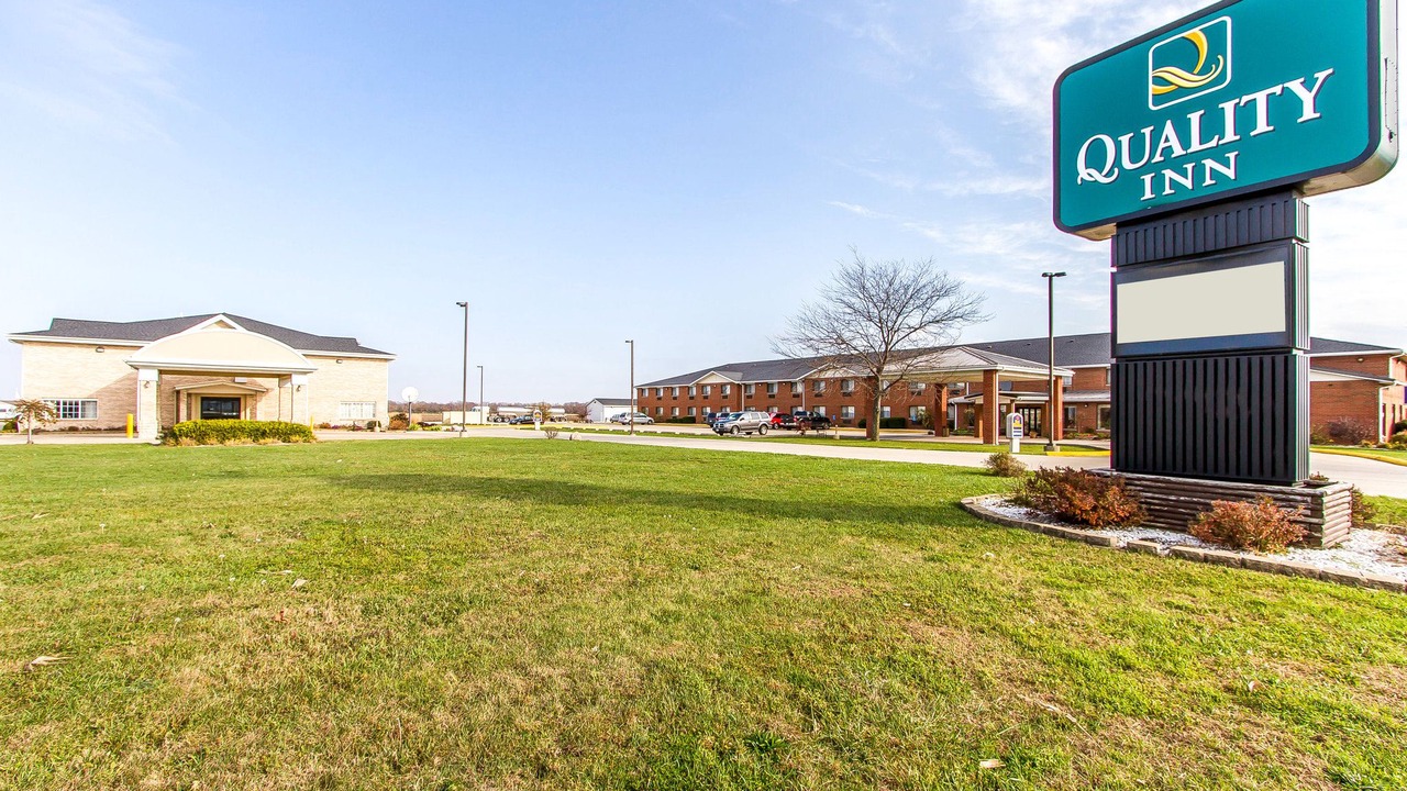 Photo of Buildings in Pontiac