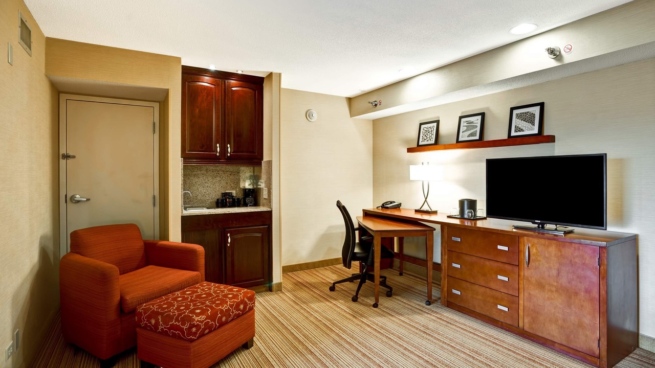 Photo of Livingroom in Elmhurst
