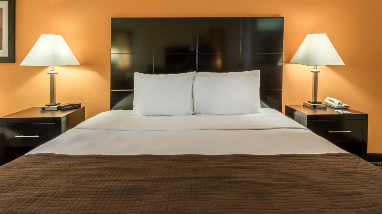 Photo of Bedroom in Streator