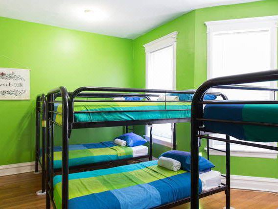 Photo of Bedroom in Lakeview
