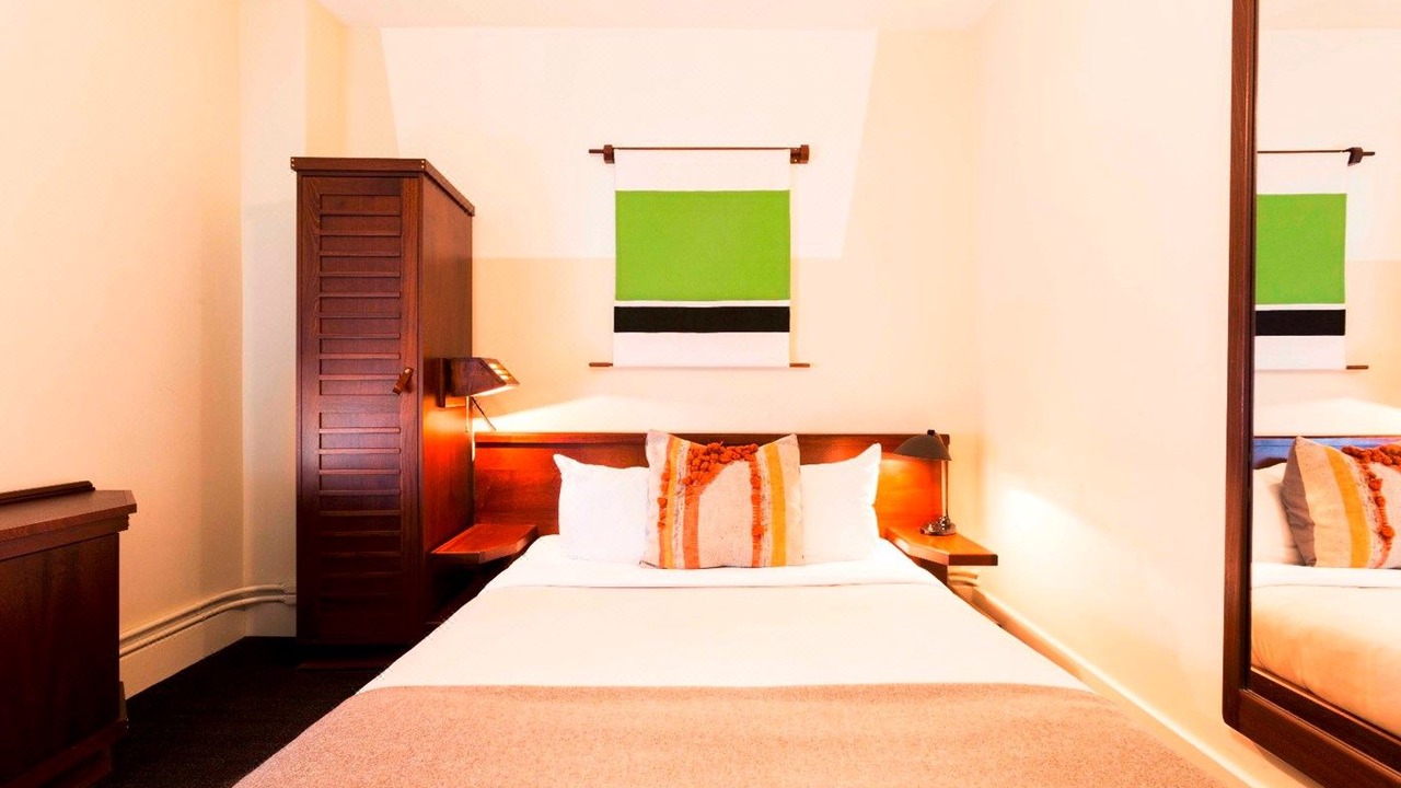Photo of Bedroom in Downtown Chicago