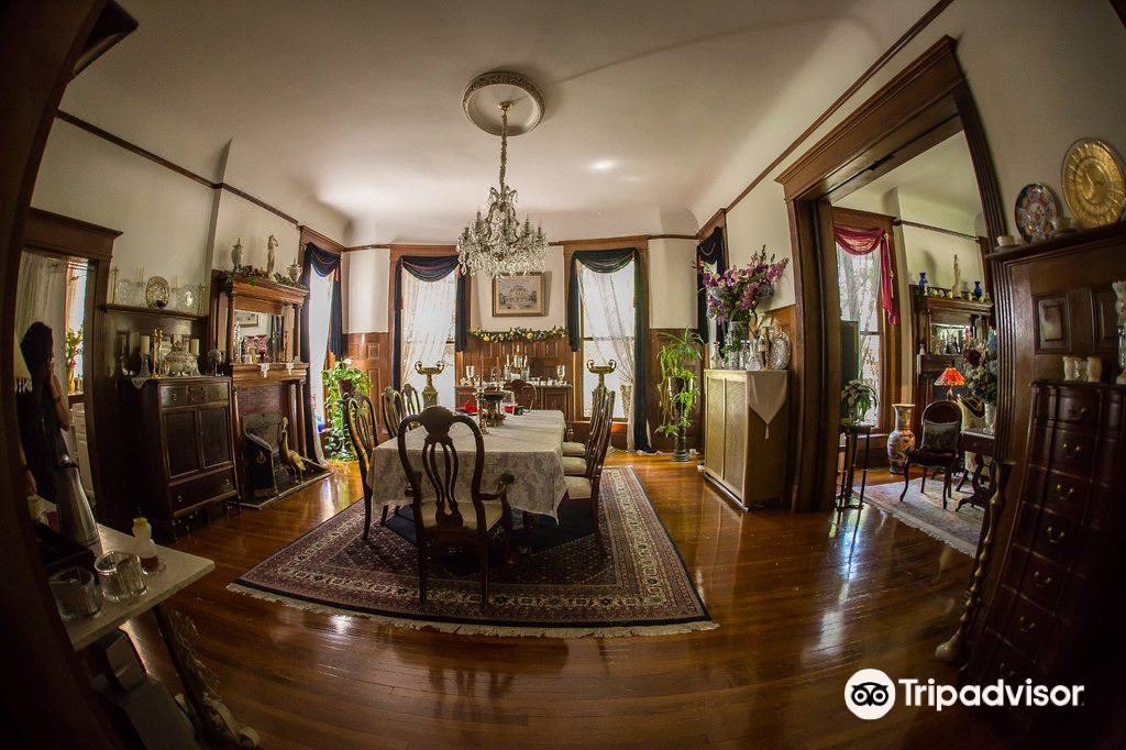 Photo of Livingroom in Alton