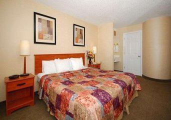 Photo of Bedroom in Lansing