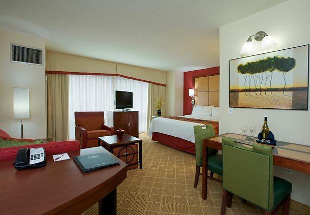 Photo of Livingroom in Downtown Chicago