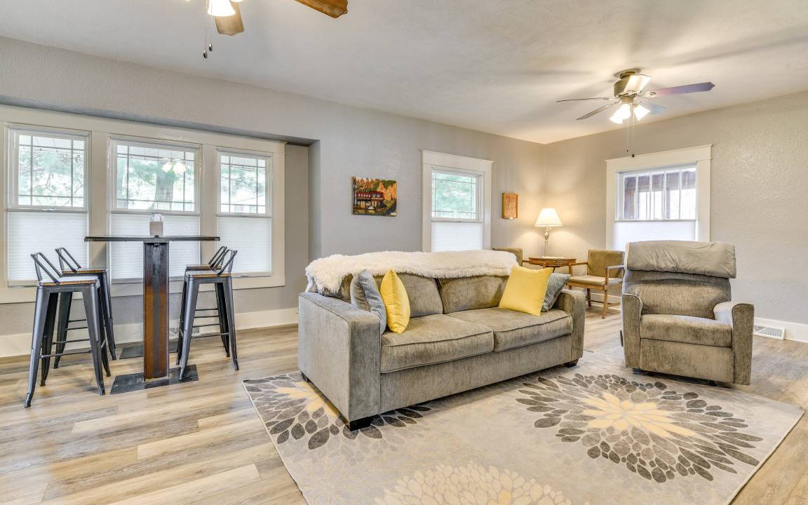 Photo of Livingroom in Anna