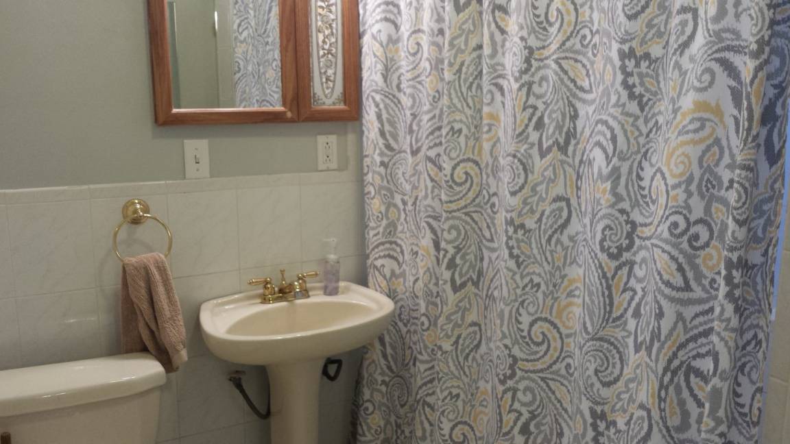 Photo of Bathroom in Oak Park