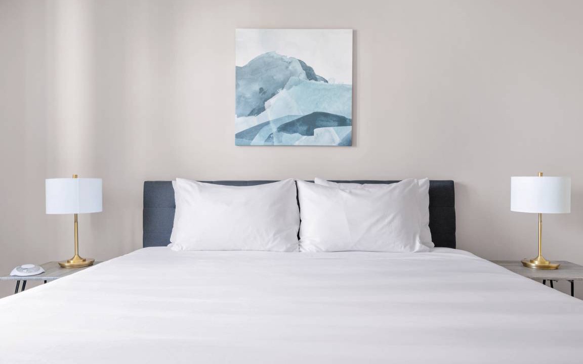 Photo of Bedroom in Near North Side