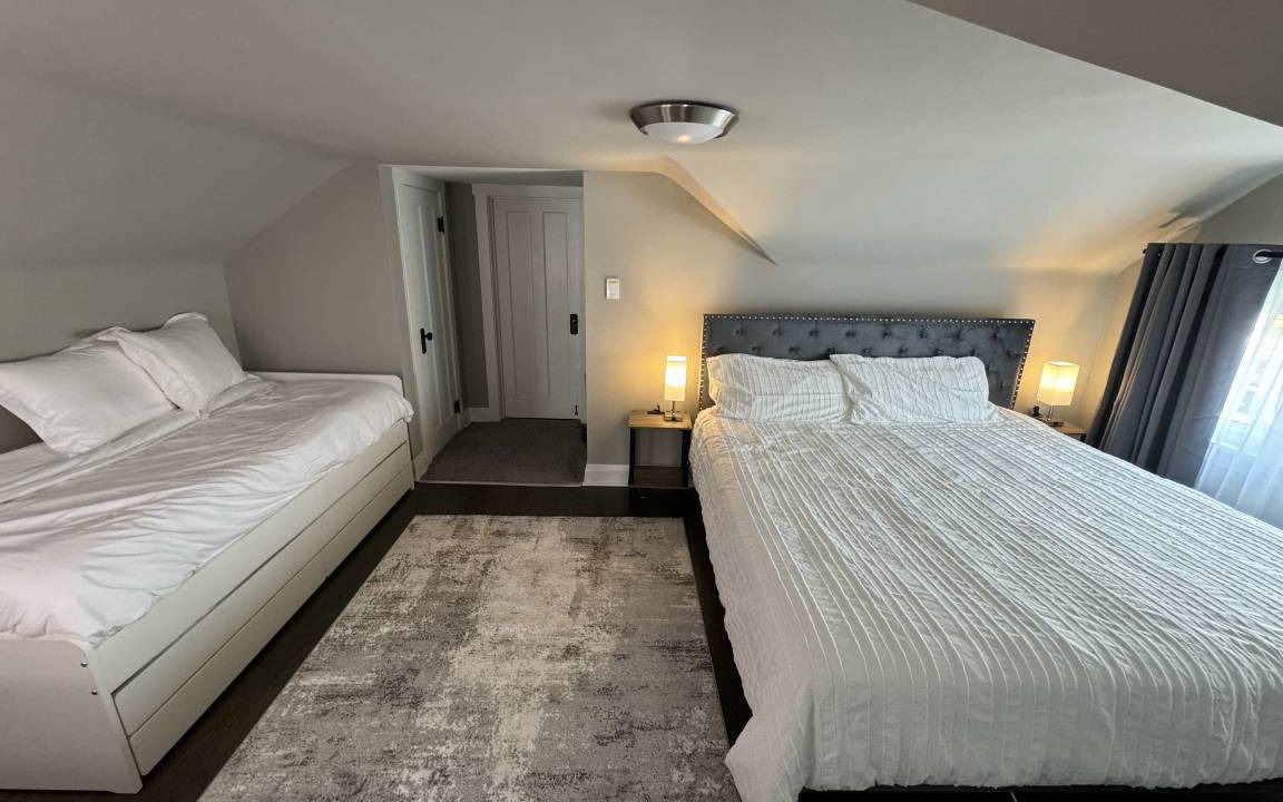 Photo of Bedroom in Des Plaines