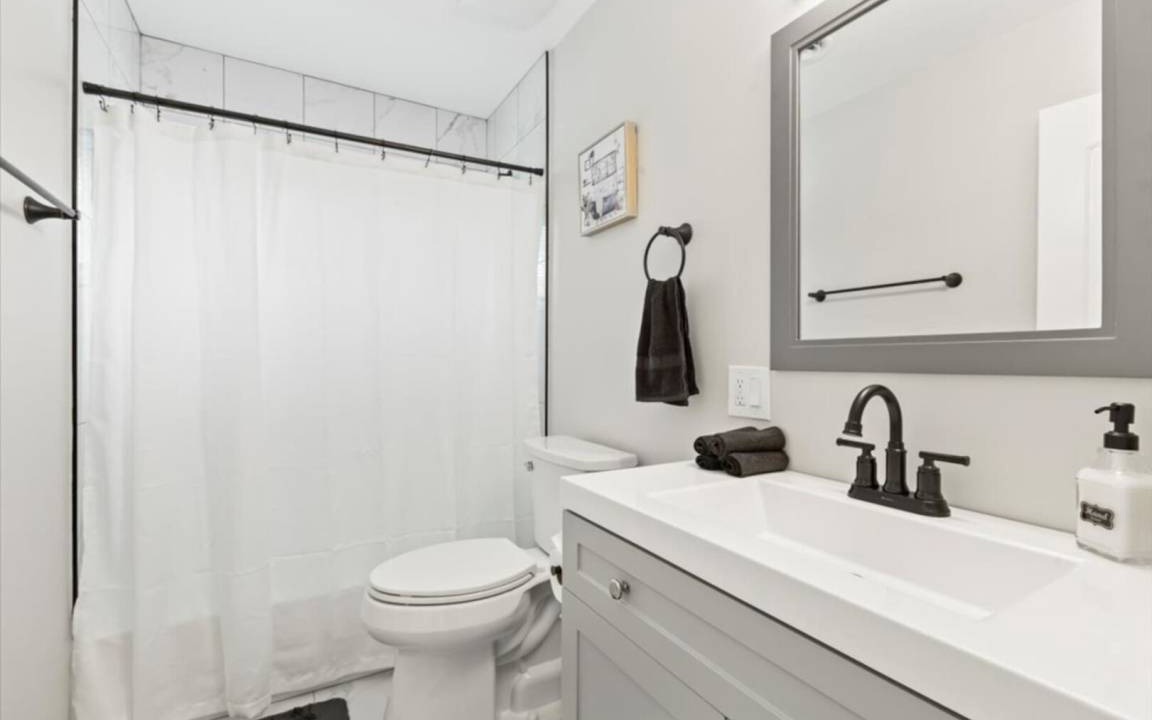 Photo of Bathroom in Forestview