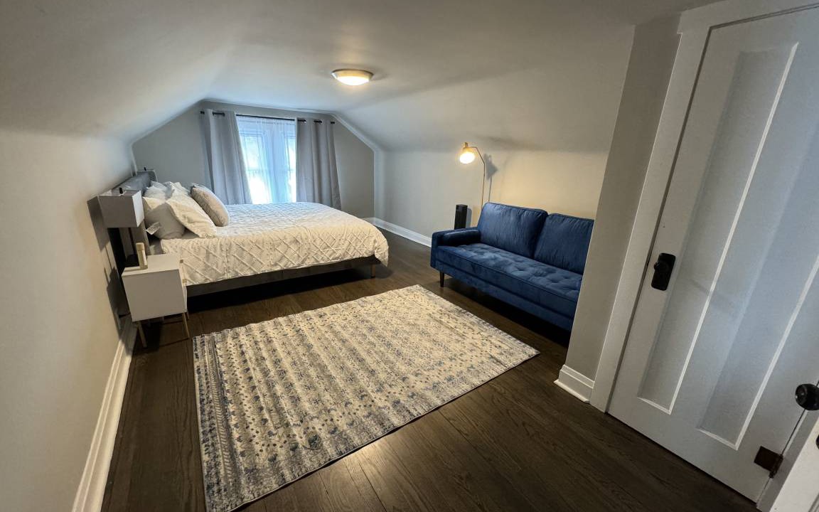 Photo of Bedroom in Des Plaines