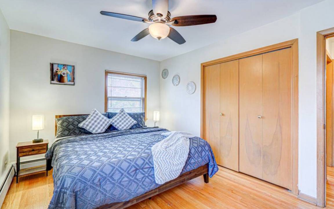 Photo of Bedroom in Elmwood Park