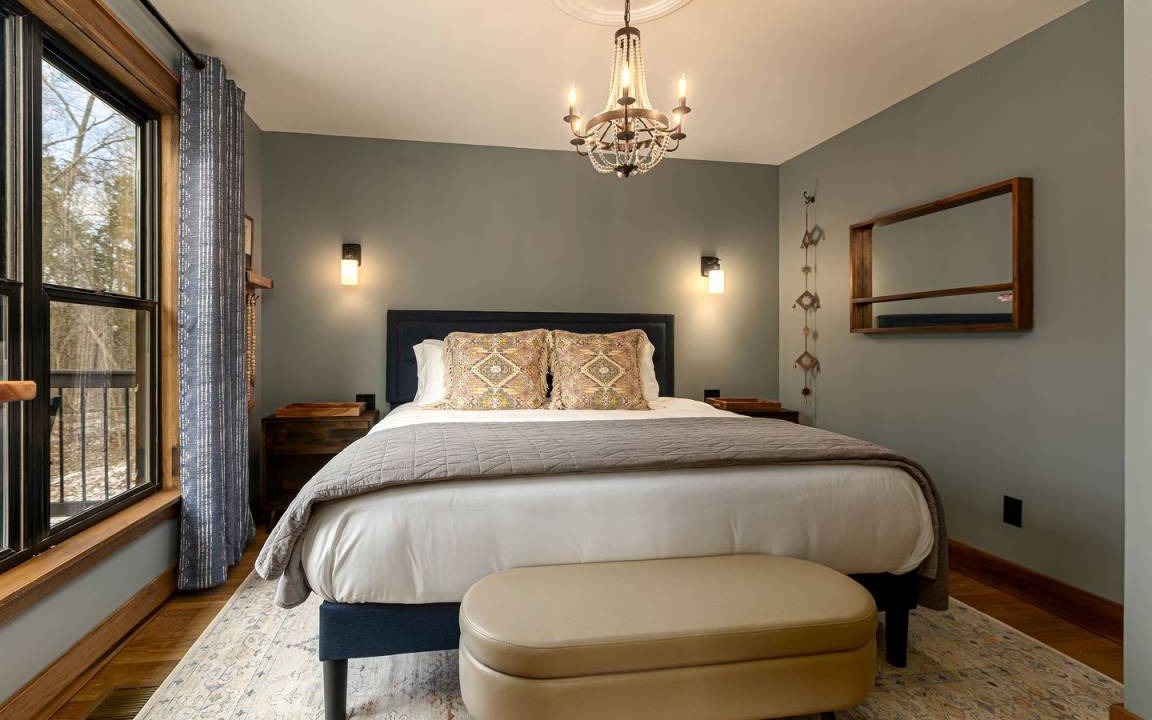 Photo of Bedroom in Carbondale