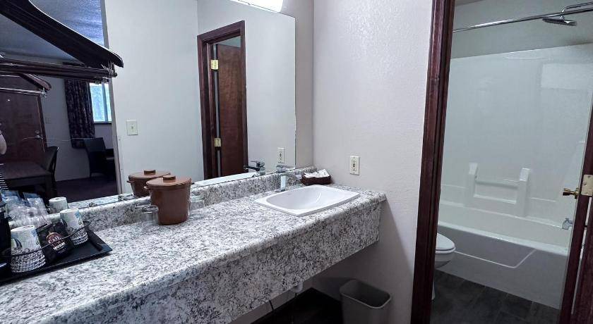 Photo of Bathroom in Shelbyville