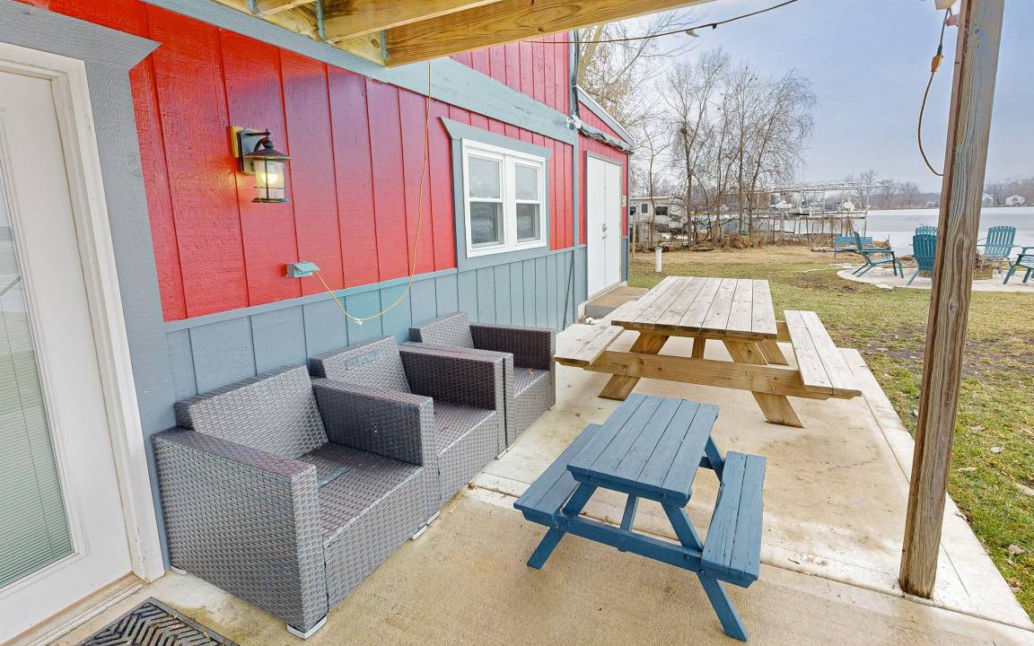 Photo of Patio Balcony in Channel Lake