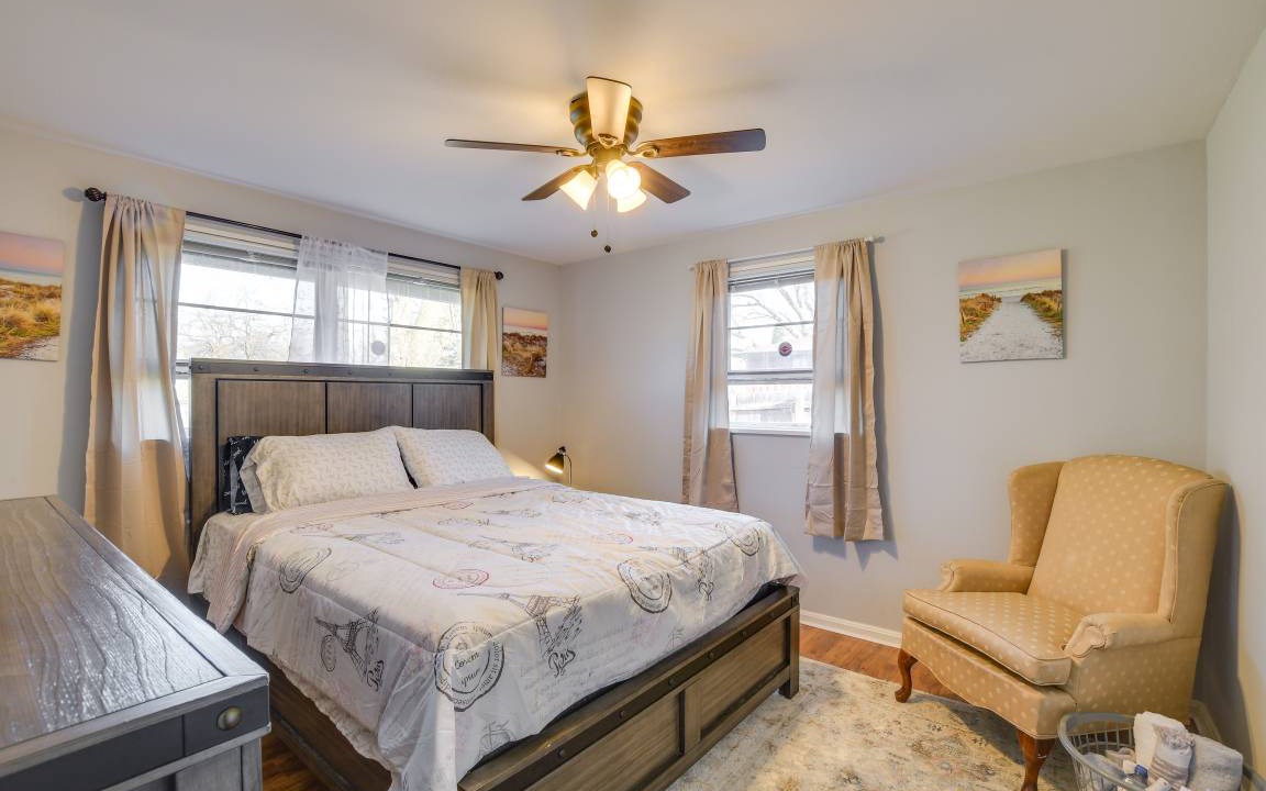 Photo of Bedroom in Country Club Hills