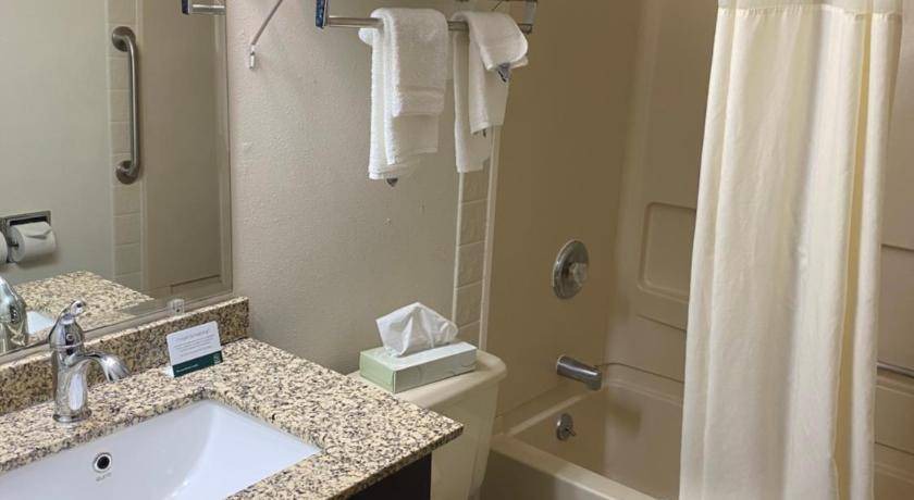 Photo of Bathroom in Morton